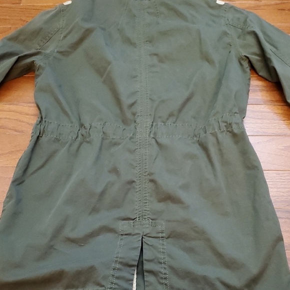Cabi army green anorak jacket Coat Tan trim on pockets Size Small Fall Spring - Picture 13 of 13